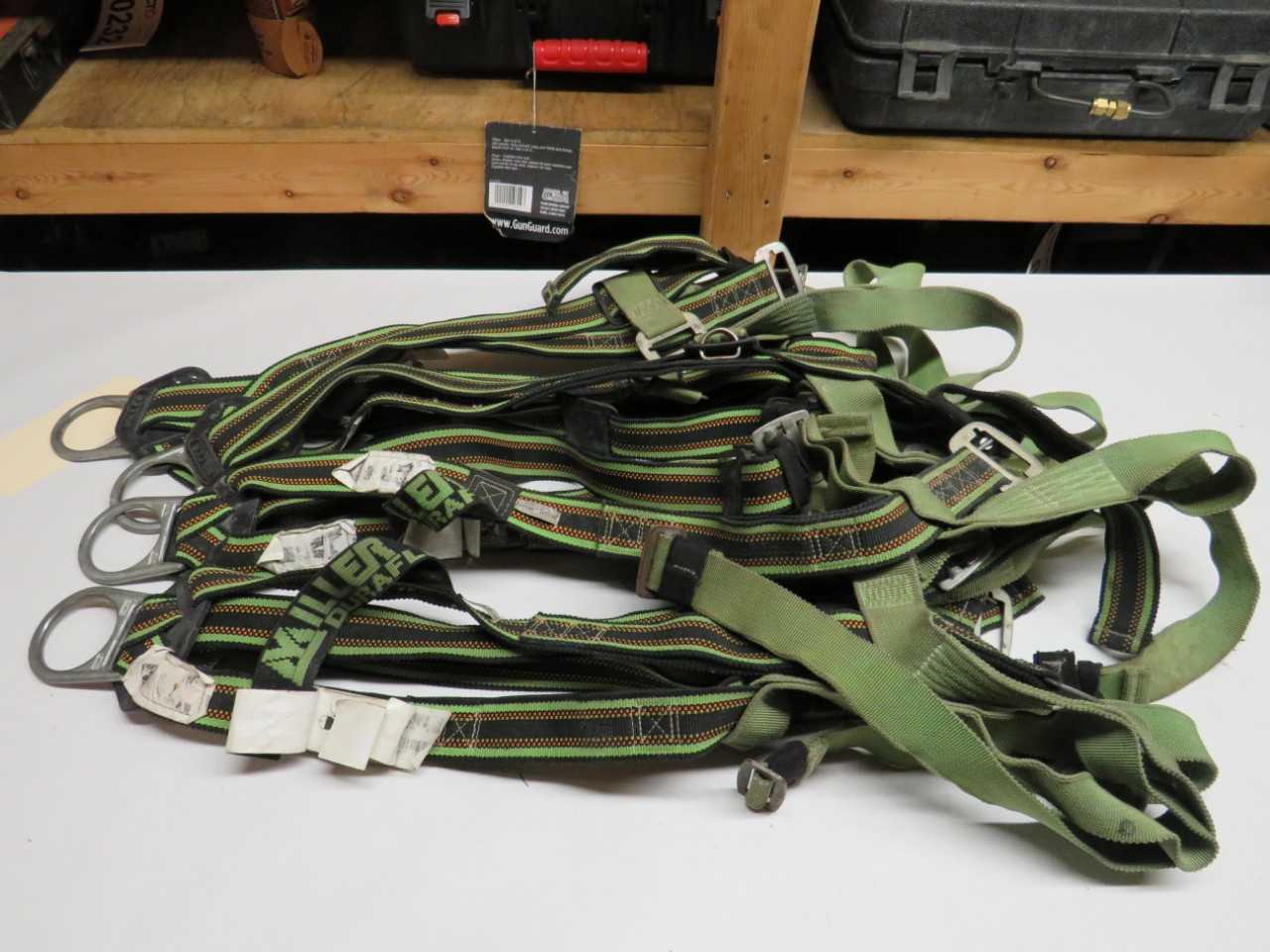 LOT OF 4 ASSORTED MILLER DURAFLEX 650UGNC SAFETY HARNESSES - SAFETY EQUIPMENT