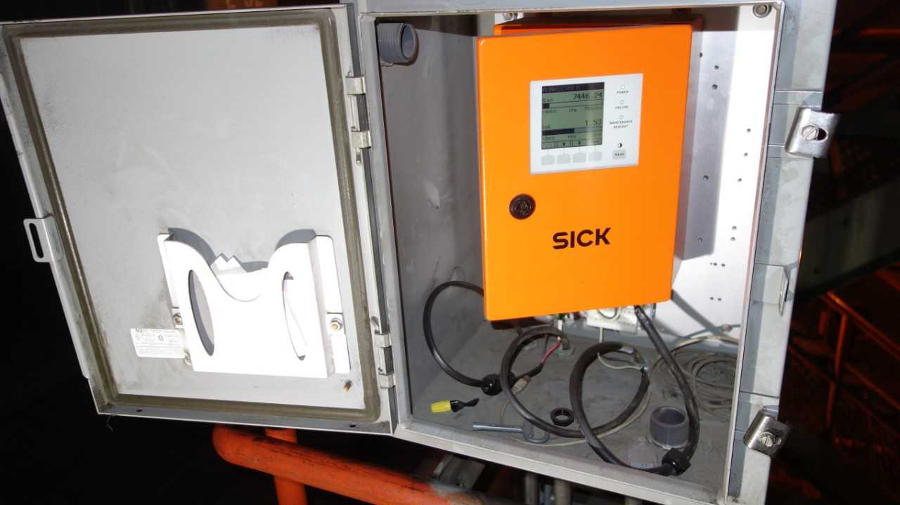 LOT OF 2 SICK MCU-NWODN00000NNNE DUST CONCENTRATION MONITOR - ANALYZER
