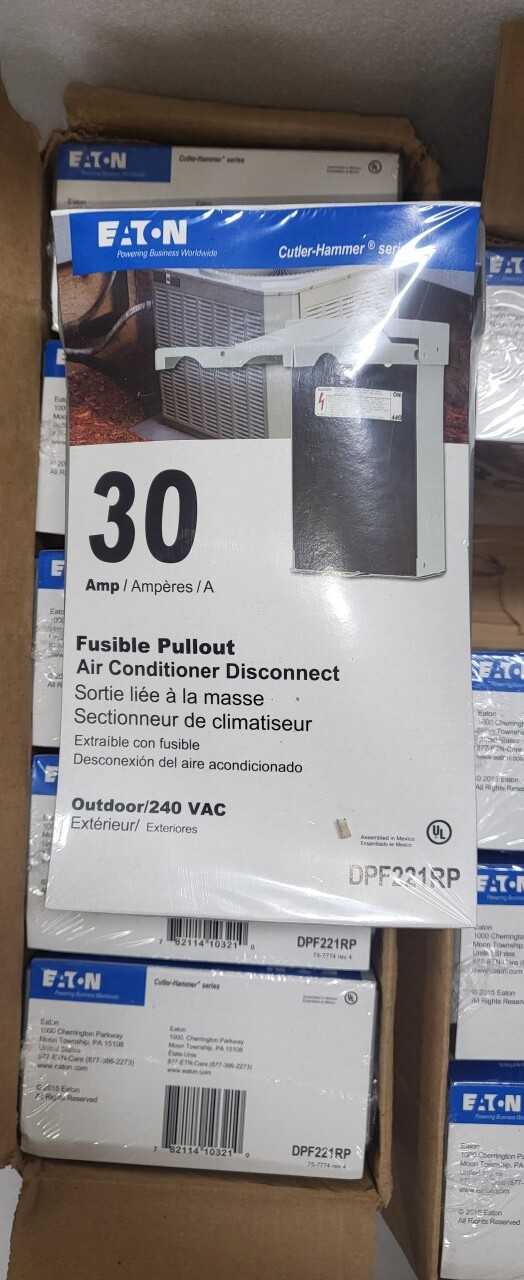 NEW SURPLUS FUSIBLE PULLOUT AIR CONDITIONER DISCONNECT - DISCONNECT SWITCHES