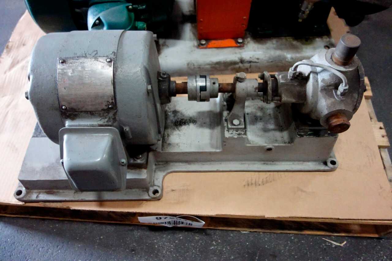 LOT OF 3 ASSORTED PUMPS - PUMPS