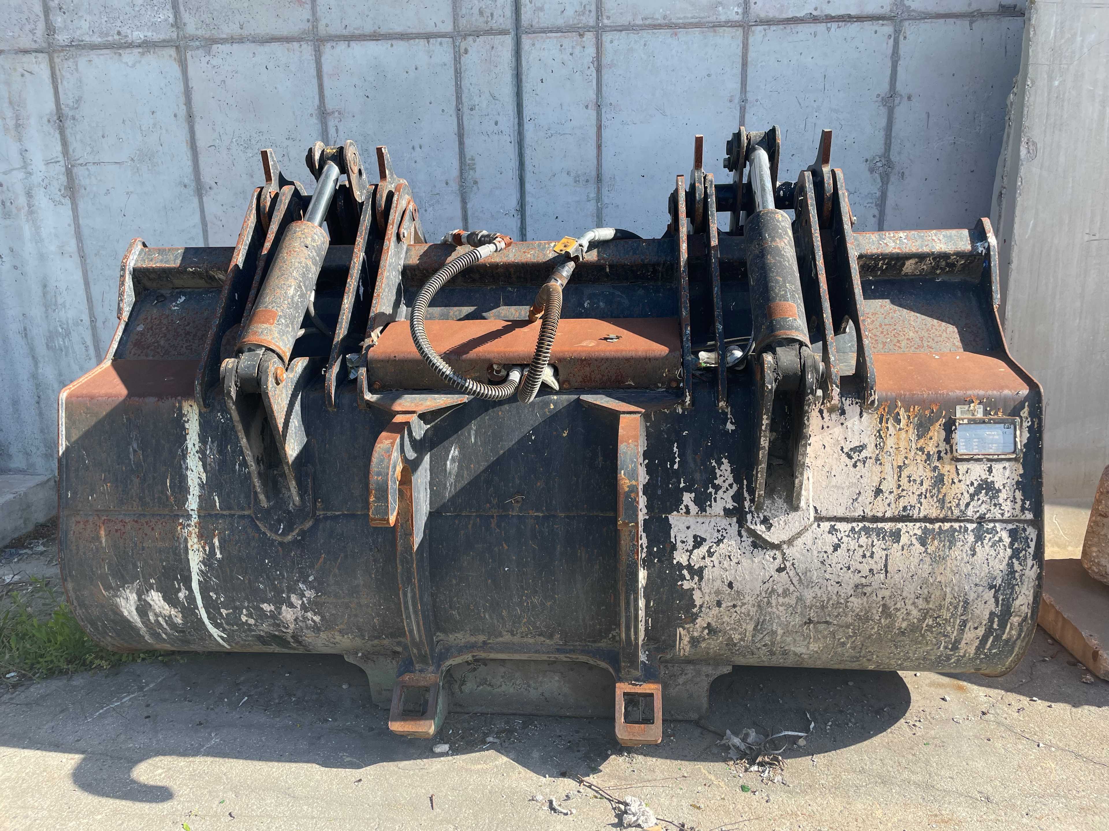 2017 Caterpillar Wheel Loader Bucket - WHEEL LOADERS