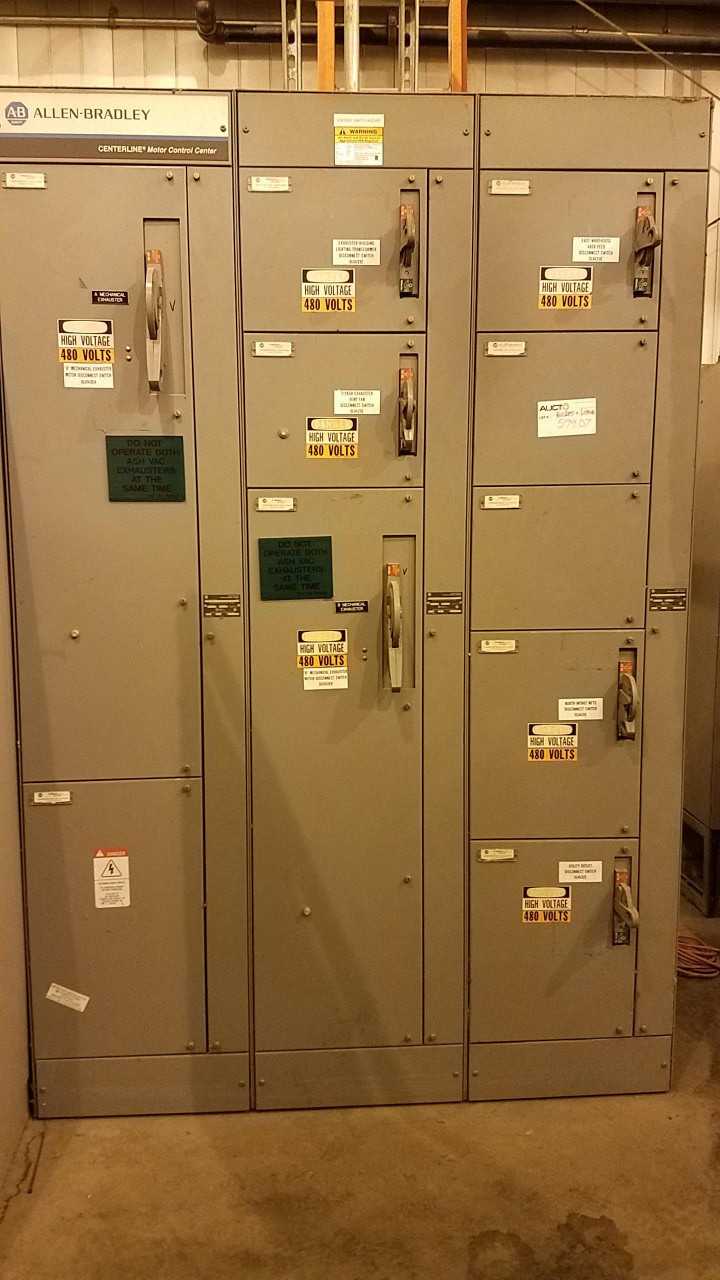 3X VERTICAL SECTIONS ALLEN BRADLEY CENTERLINE 2100 ASSORTED MCC BUCKET LINEUP (BUCKETS AND LINEUP) - AUTOMATION & CONTROLS 3X VERTICAL SECTIONS ALLEN BRADLEY CENTERLINE 2100 ASSORTED MCC BUCKET LINEUP (BUCKETS AND LINEUP) - AUTOMATION & CONTROLS