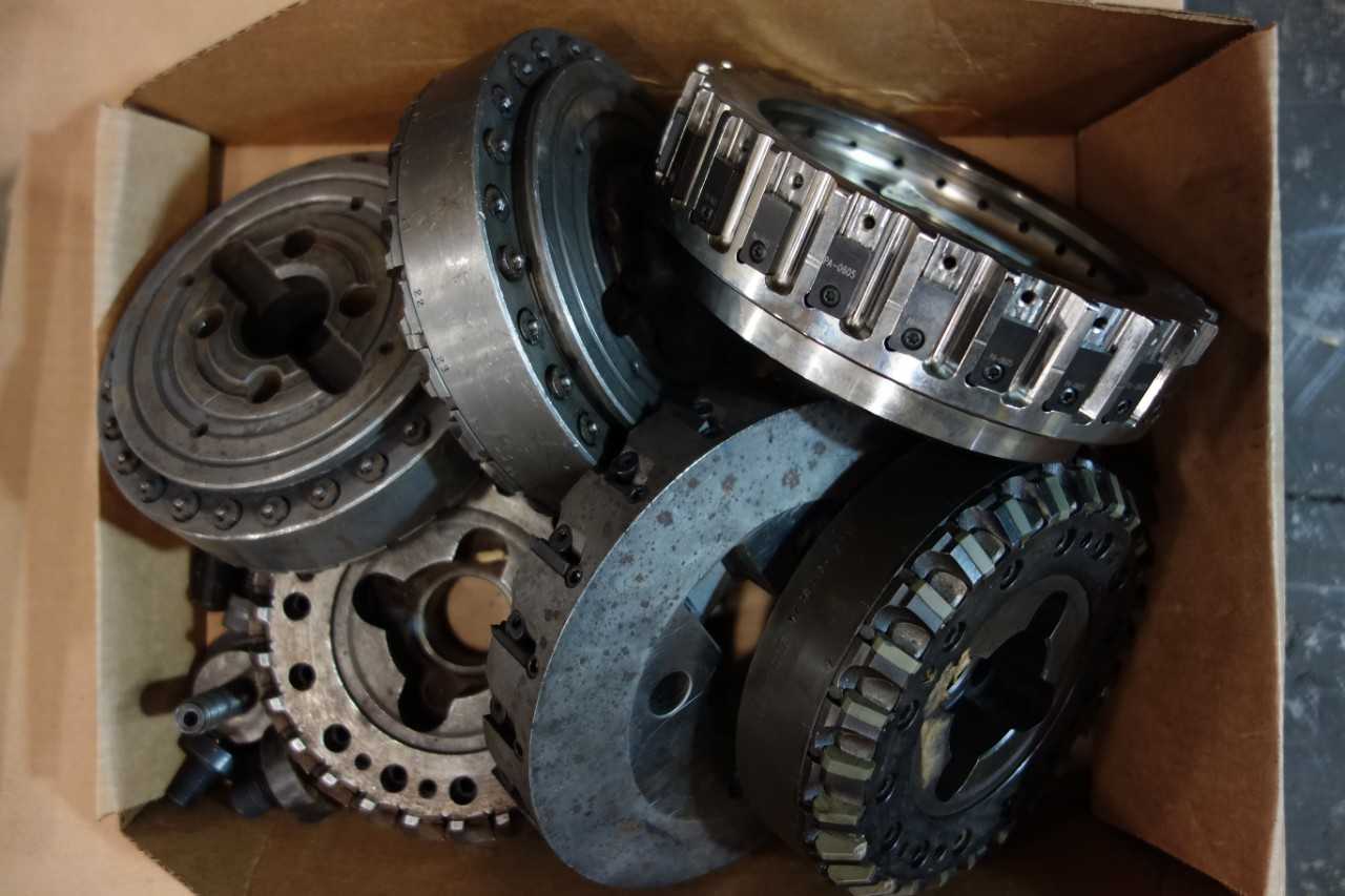 LOT OF ASSORTED SURFACE MILLS AND CUTTERS - INGERSOLL, SANDVIK - ELECTRIC POWER TOOLS