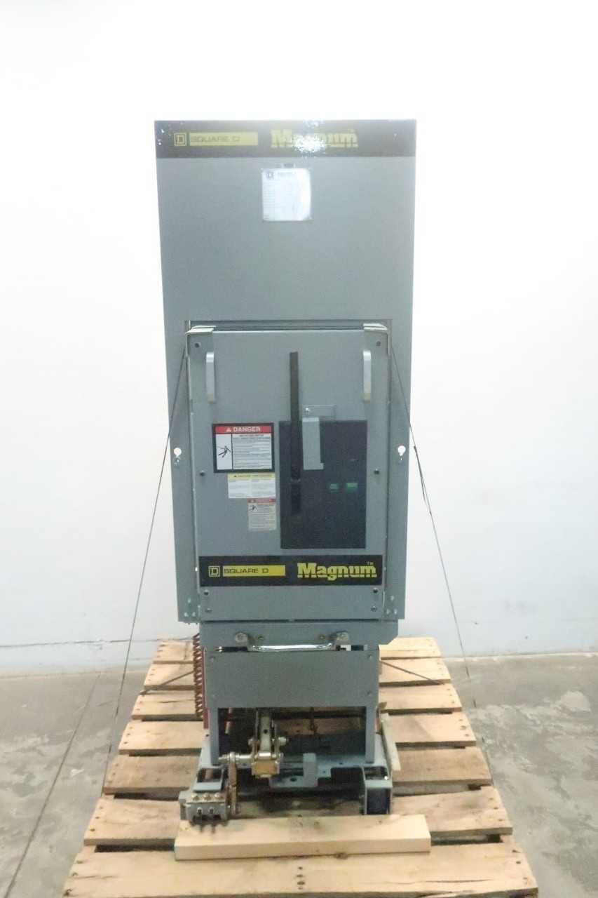 SQUARE D 5ASB1 MA-250-1200 MAGNUM VACUUM POWER BREAKER - CIRCUIT BREAKERS