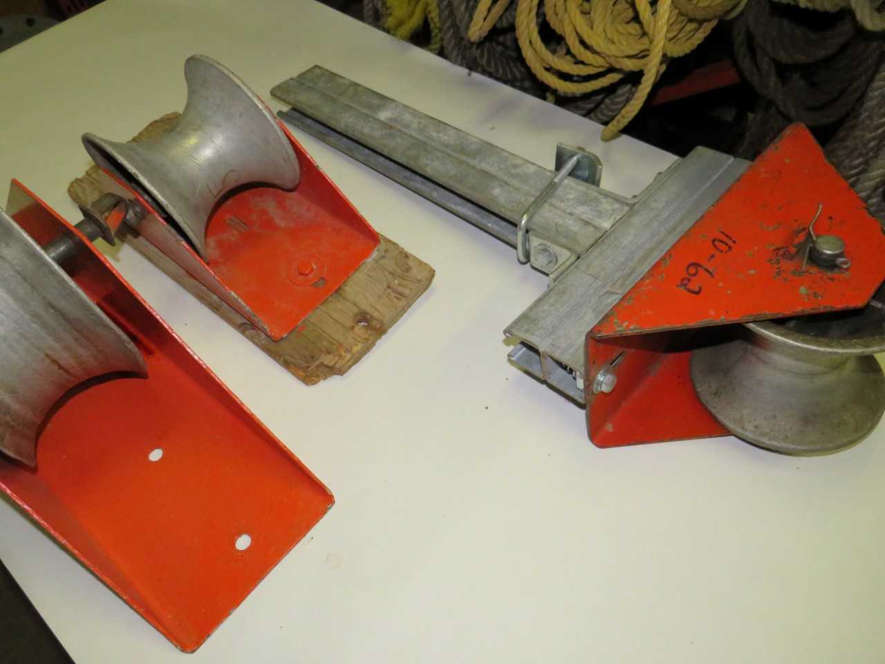 LOT OF 3 ASSORTED TRAY CABLE ROLLER SHEAVES - TRAILER MOUNTED EQUIPMENT