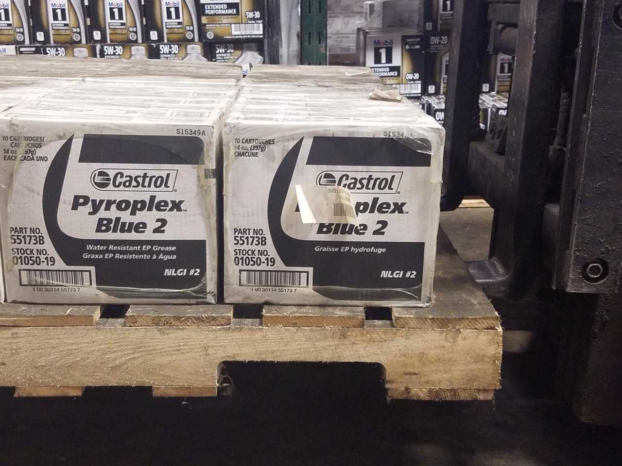 Lot of 8 Master Packs (4 cases each) - CASTROL PYROPLEX BLUE 2 Water Resistant EP Grease 40x14oz cartridges (320 cartridges total) - INDUSTRIAL PARTS