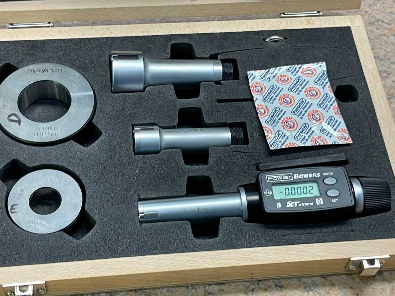 Fowler .750"-2" Digital Bore Gage Set - ELECTRIC POWER TOOLS
