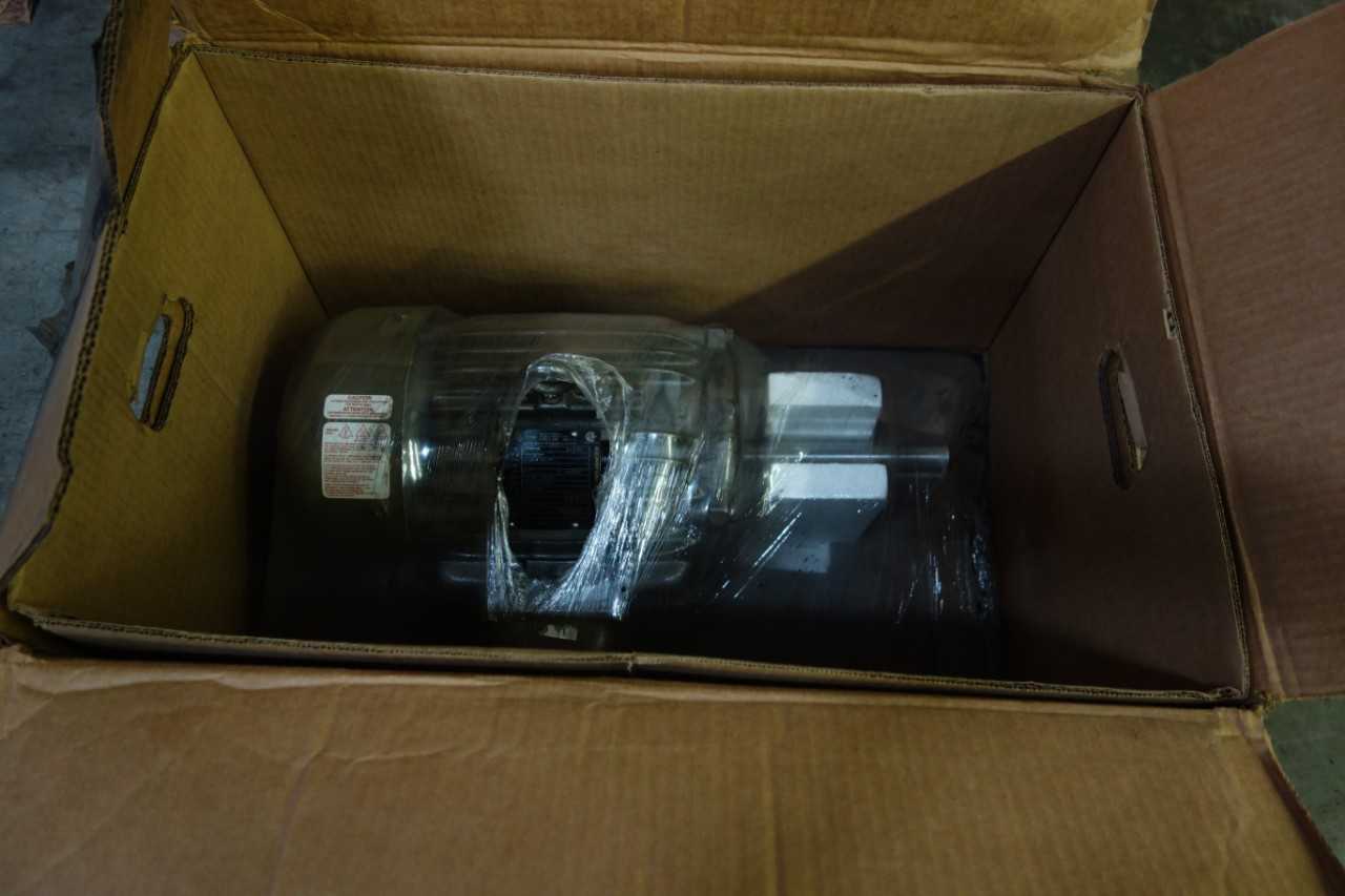LOT OF 2 AC INDUCTION MOTORS - ELECTRIC MOTORS