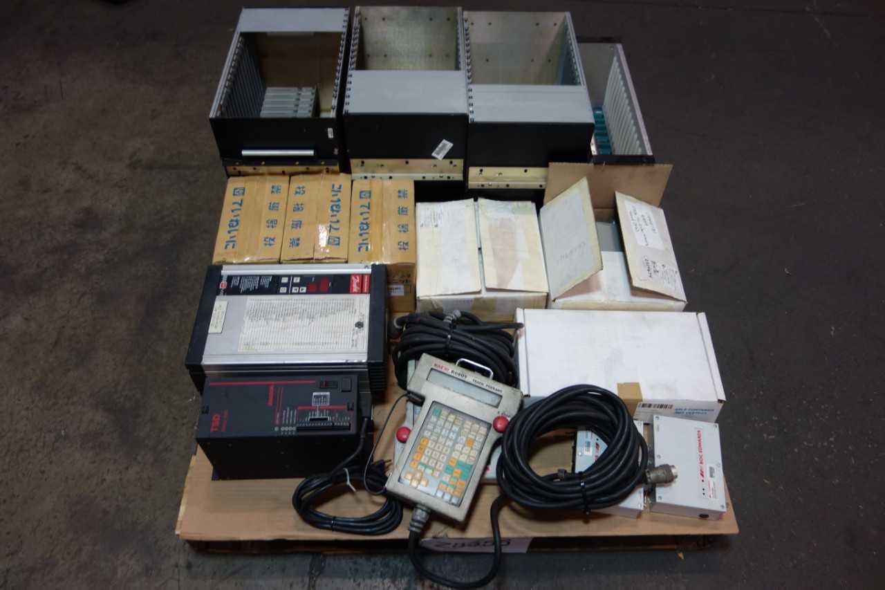 1 PALLET OF ASSORTED ELECTRICAL- ROBOT TEACH PENDANT, SERVO DRIVE, AC MOTOR DRIVE- NACHI, MITSUBISHI - MOTOR DRIVES