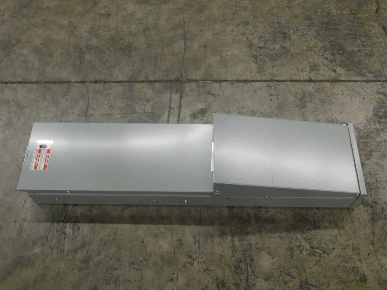 (1) Eaton CHU4N7NP Power Outlet Panel 125A & (1) Eaton CHU4N9NP Power Outlet Panel 125A - ELECTRICAL COMPONENTS