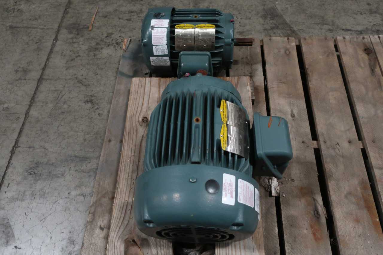 LOT OF 2 BALDOR ELECTRIC  MOTORS - ELECTRIC MOTORS