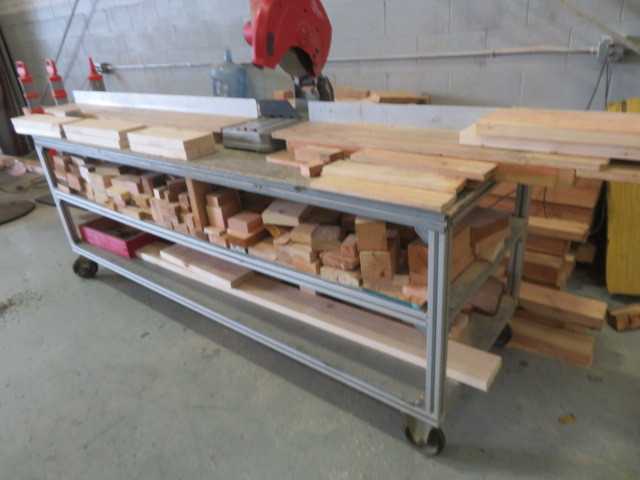 Milwaukee Saw on ALuminum Table on Wheels - MISCELLANEOUS
