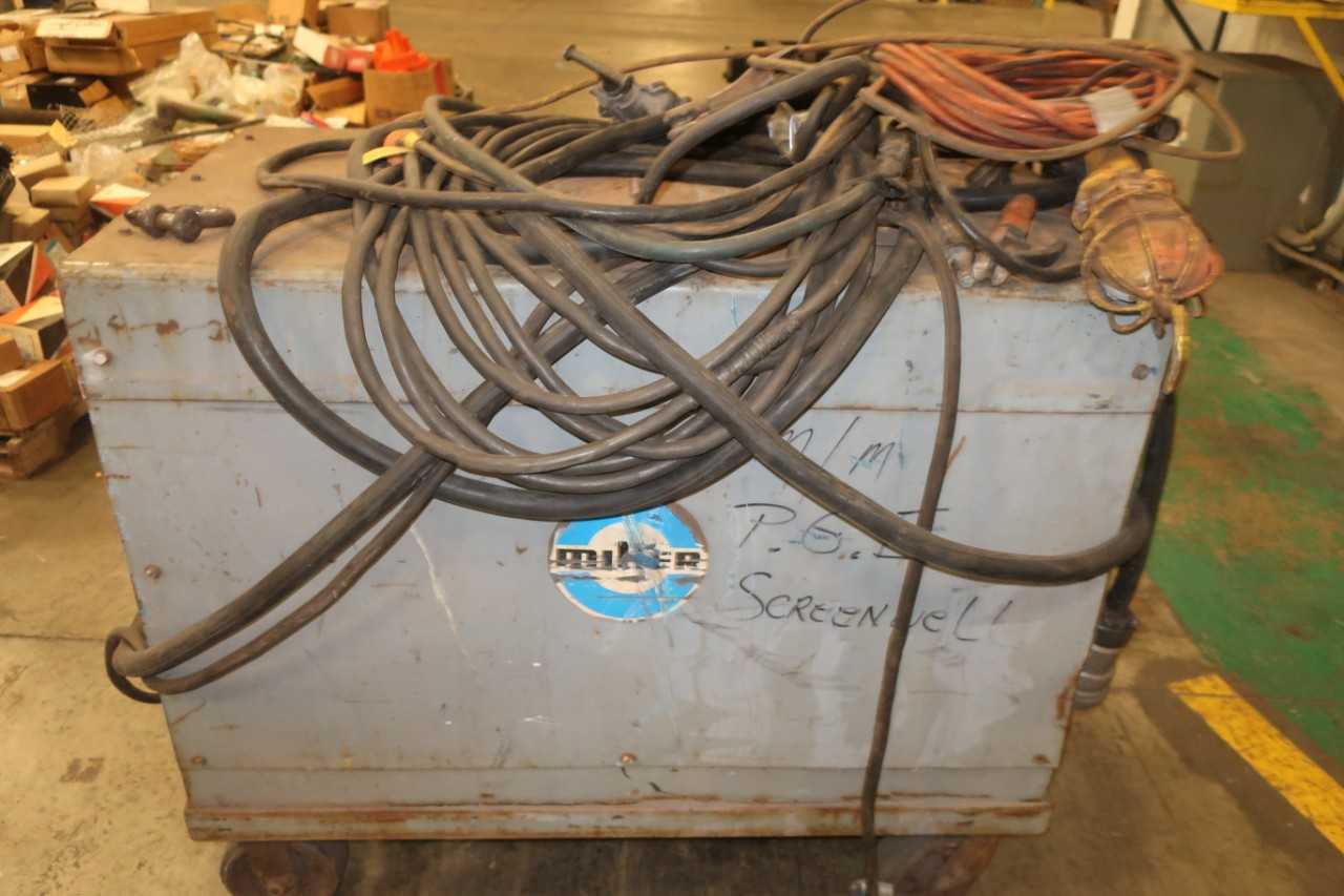 MILLER GOLD STARR 600SS WELDER - WELDING EQUIPMENT