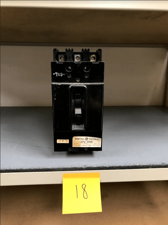 General Electric Breaker - CIRCUIT BREAKERS