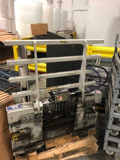 Cascade box clamp, model 25D-CCS-35Q, Nashville, TN - MISCELLANEOUS Cascade box clamp, model 25D-CCS-35Q, Nashville, TN - MISCELLANEOUS