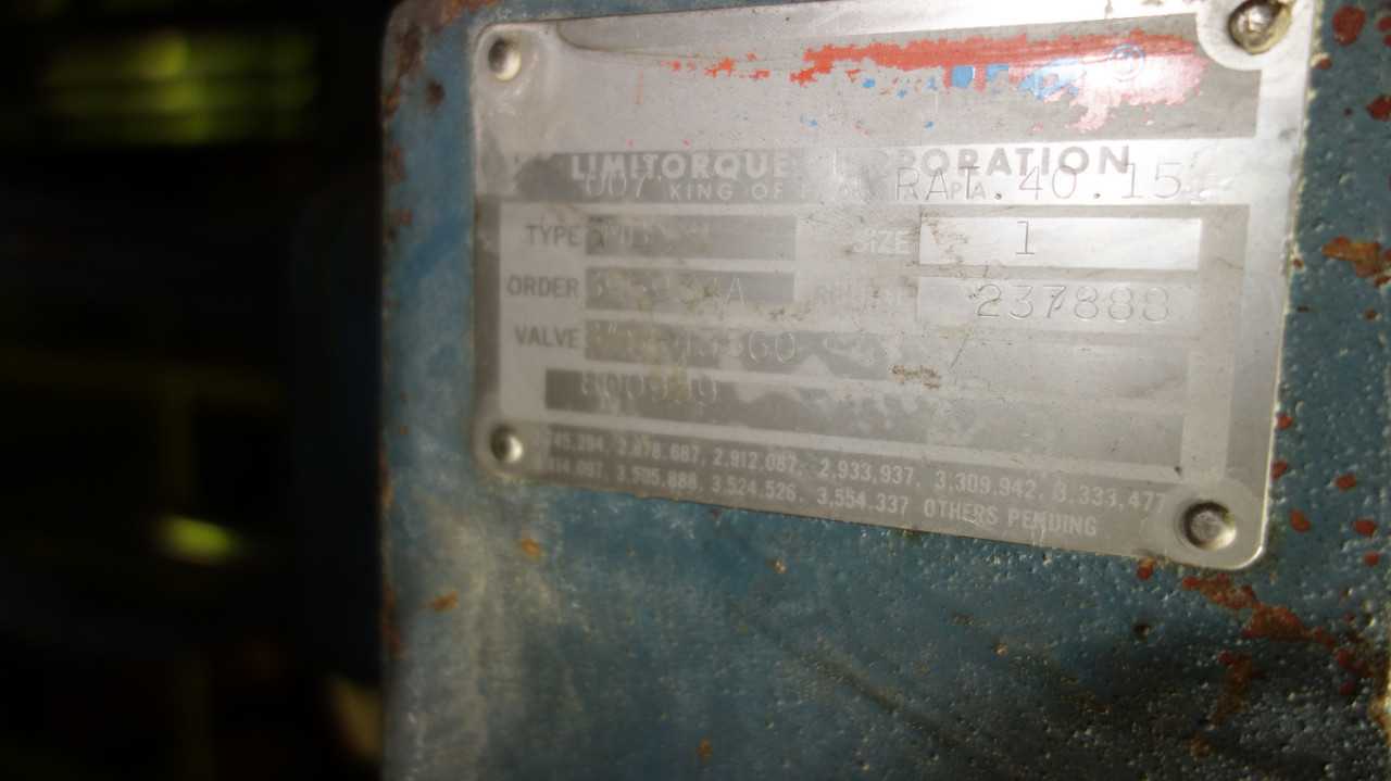 LOT OF 6 LIMITORQUE VALVE OPERATORS (VALVES EXCLUDED) - VALVES