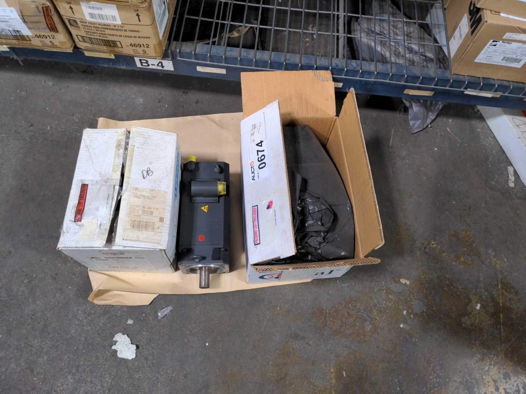 LOT OF 3 AC MOTOR AND SERVO MOTORS - MISCELLANEOUS LOT OF 3 AC MOTOR AND SERVO MOTORS - MISCELLANEOUS