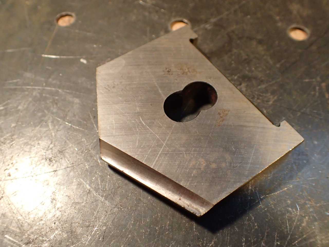 Waukesha 1025-0228F 2-7/16" 2.4375 Spade Drill Insert: AMEC, D Series, HSS - MACHINING EQUIPMENT PARTS