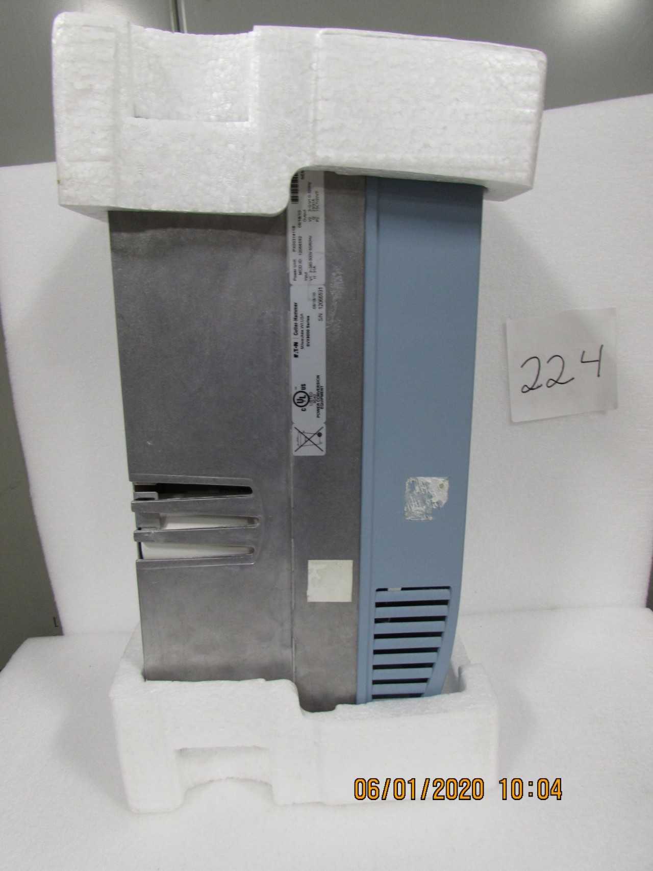 Lot of Eaton - ELECTRICAL COMPONENTS