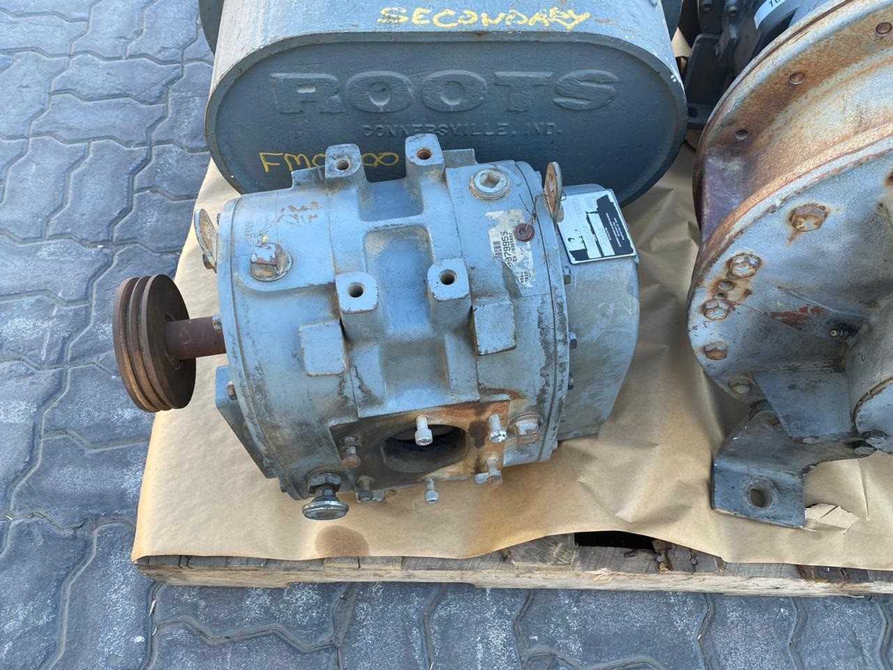 PALLET OF ASSORTED ROTARY LOBE BLOWERS - ROTARY LOBE BLOWER