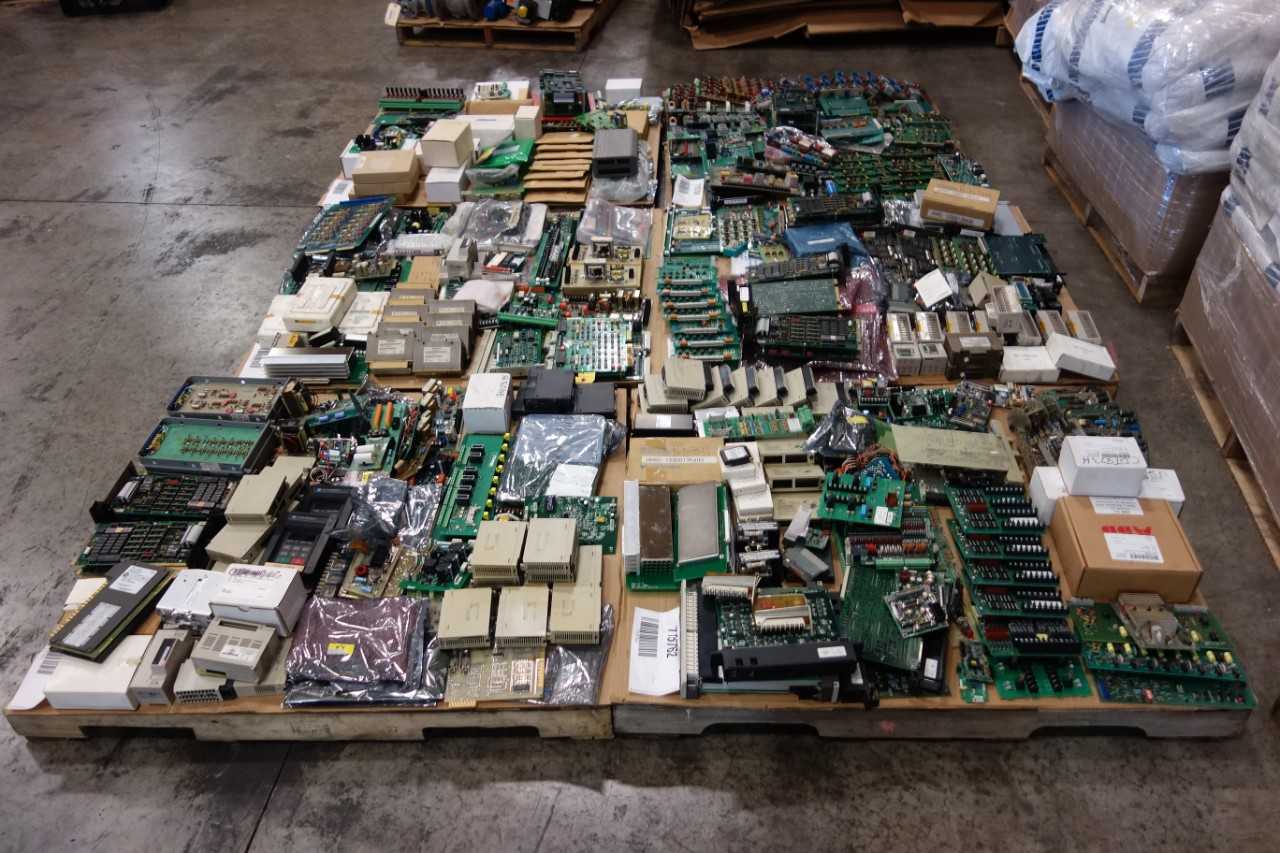 6 PALLETS OF ELECTRICAL CONTROLS, PCB, CIRCUIT BOARDS - AUTOMATION & CONTROLS