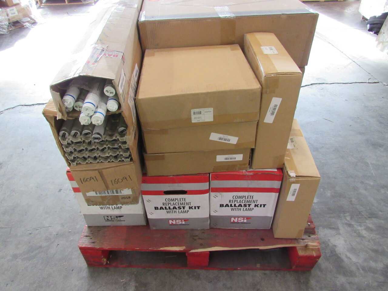 Pallet of 75x Assorted Lights & LEDs - LIGHTING