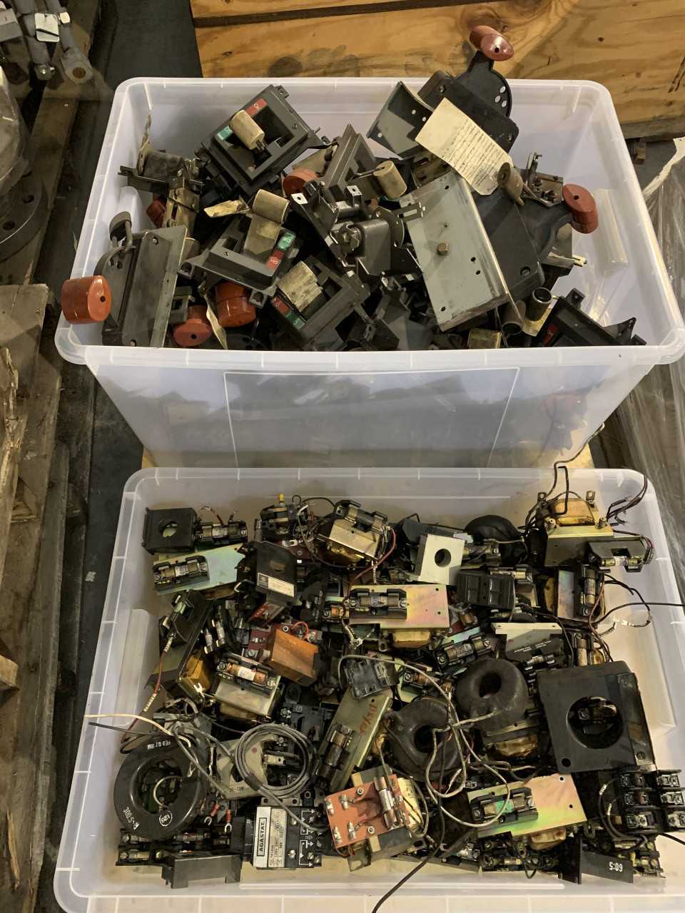 PALLET OF ELECTRICAL EQUIPMENT BREAKER PARTS AND TRANSFORMERS - CIRCUIT BREAKERS