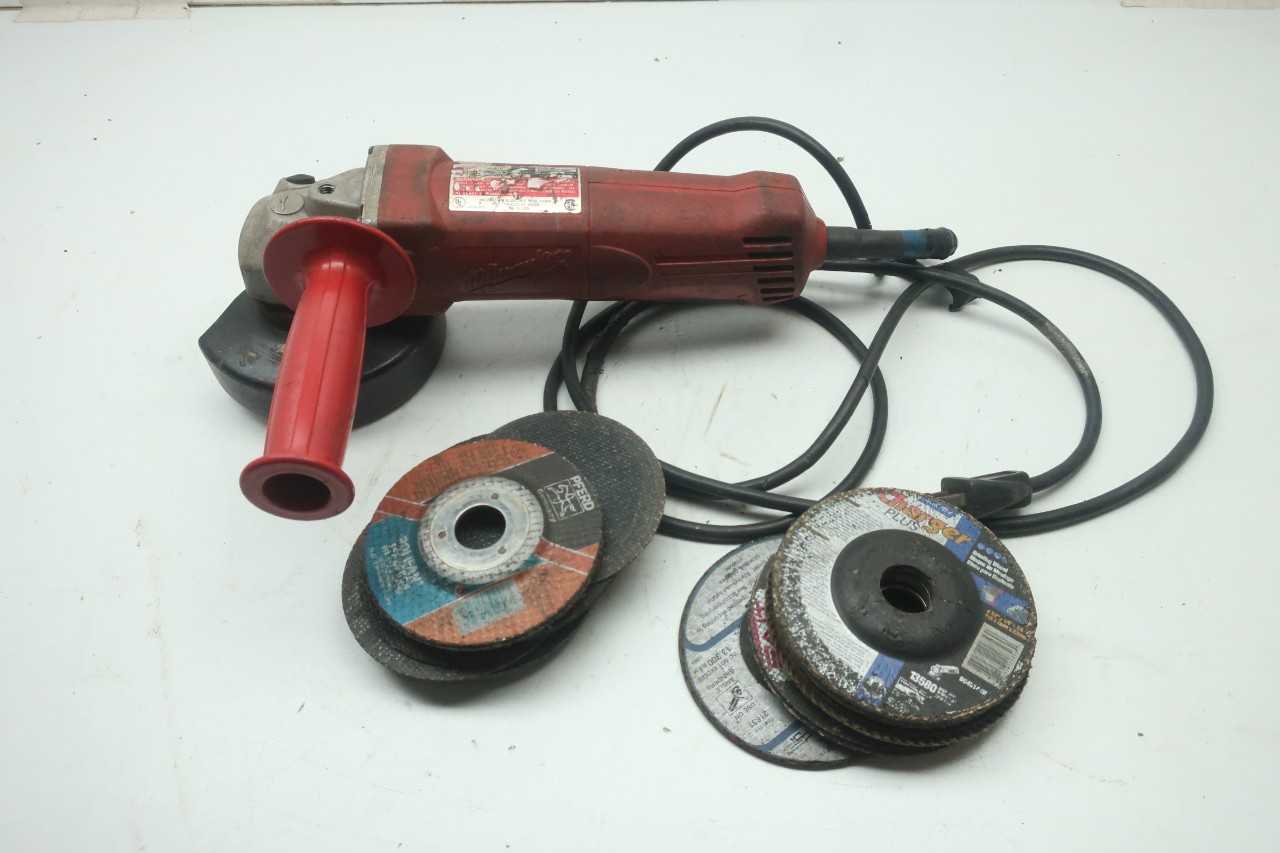 MILWAUKEE SANDER GRINDER 4 1/2" 11 AMP - GRINDING MACHINES