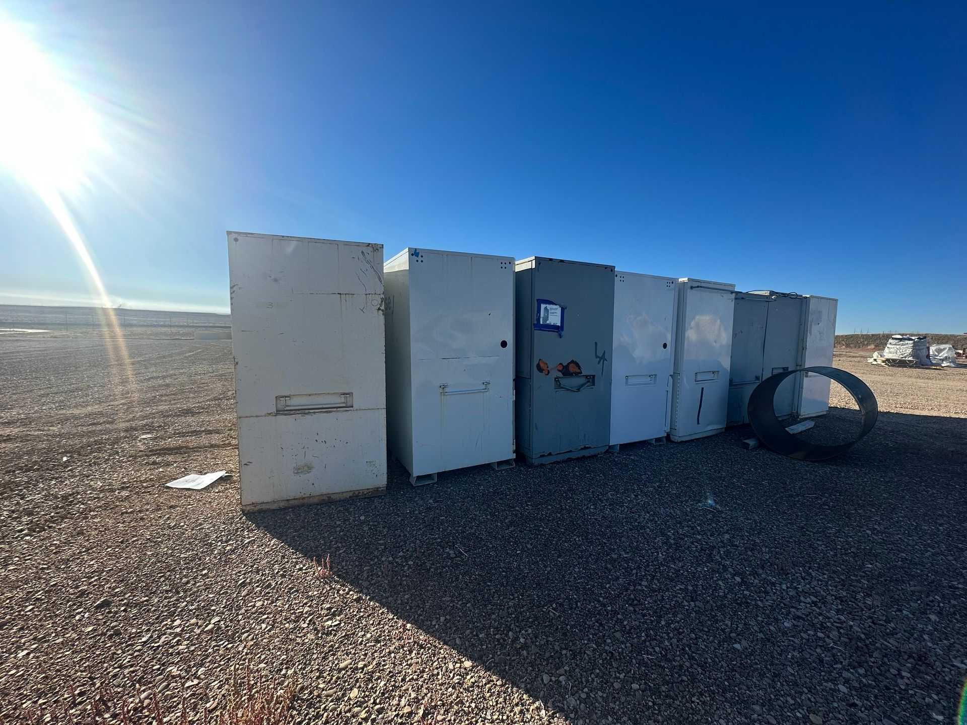 BULK LOT OF PRINT SHACKS QTY 16 - TOOL STORAGE BULK LOT OF PRINT SHACKS QTY 16 - TOOL STORAGE