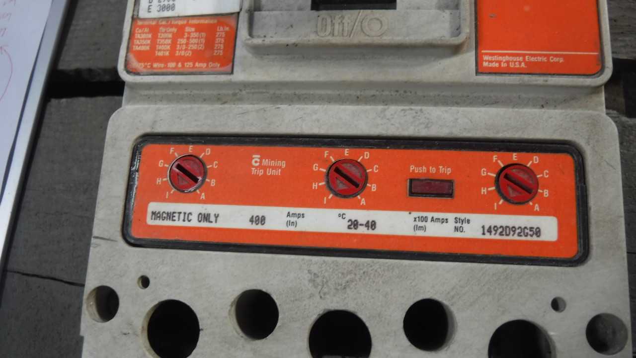 400 Amp Westinghouse Circuit Breaker - CIRCUIT BREAKERS
