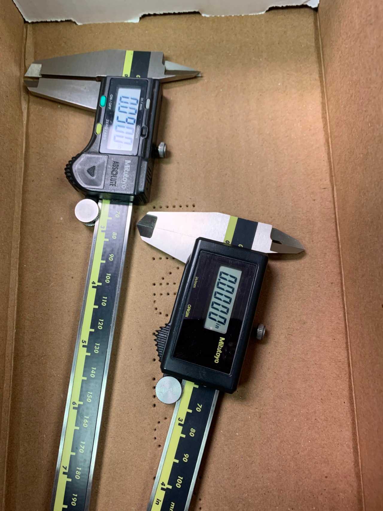 Mitutoyo Calipers - ELECTRIC POWER TOOLS