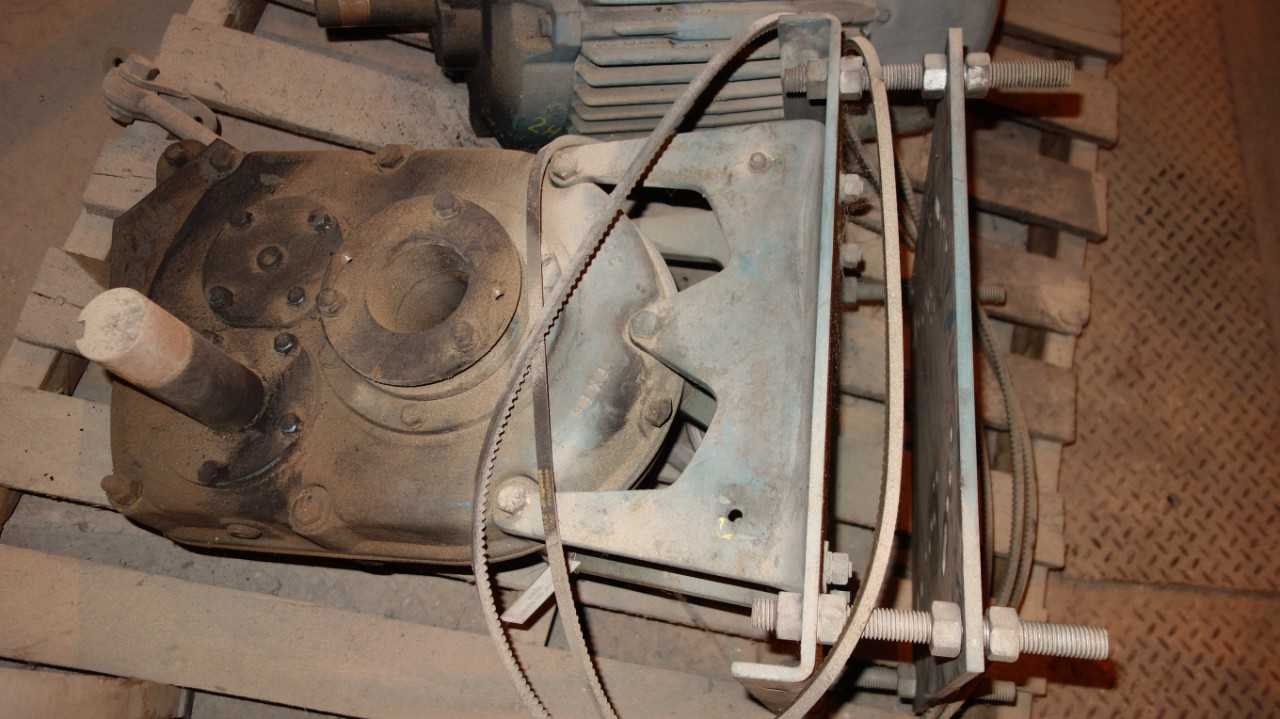 PALLET OF CONTENTS, - ELECTRIC MOTORS