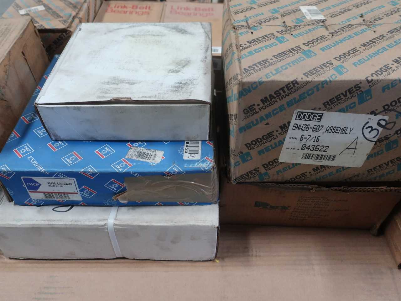 1 PALLET OF ASSORTED BEARINGS - BEARINGS