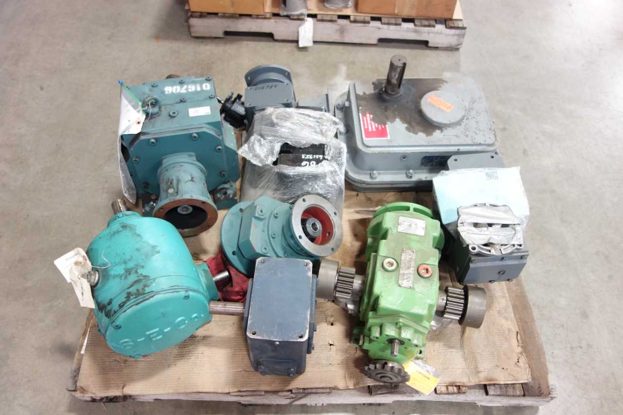1 PALLET OF GEAR REDUCERS AND GEARBOXES - GEAR REDUCERS