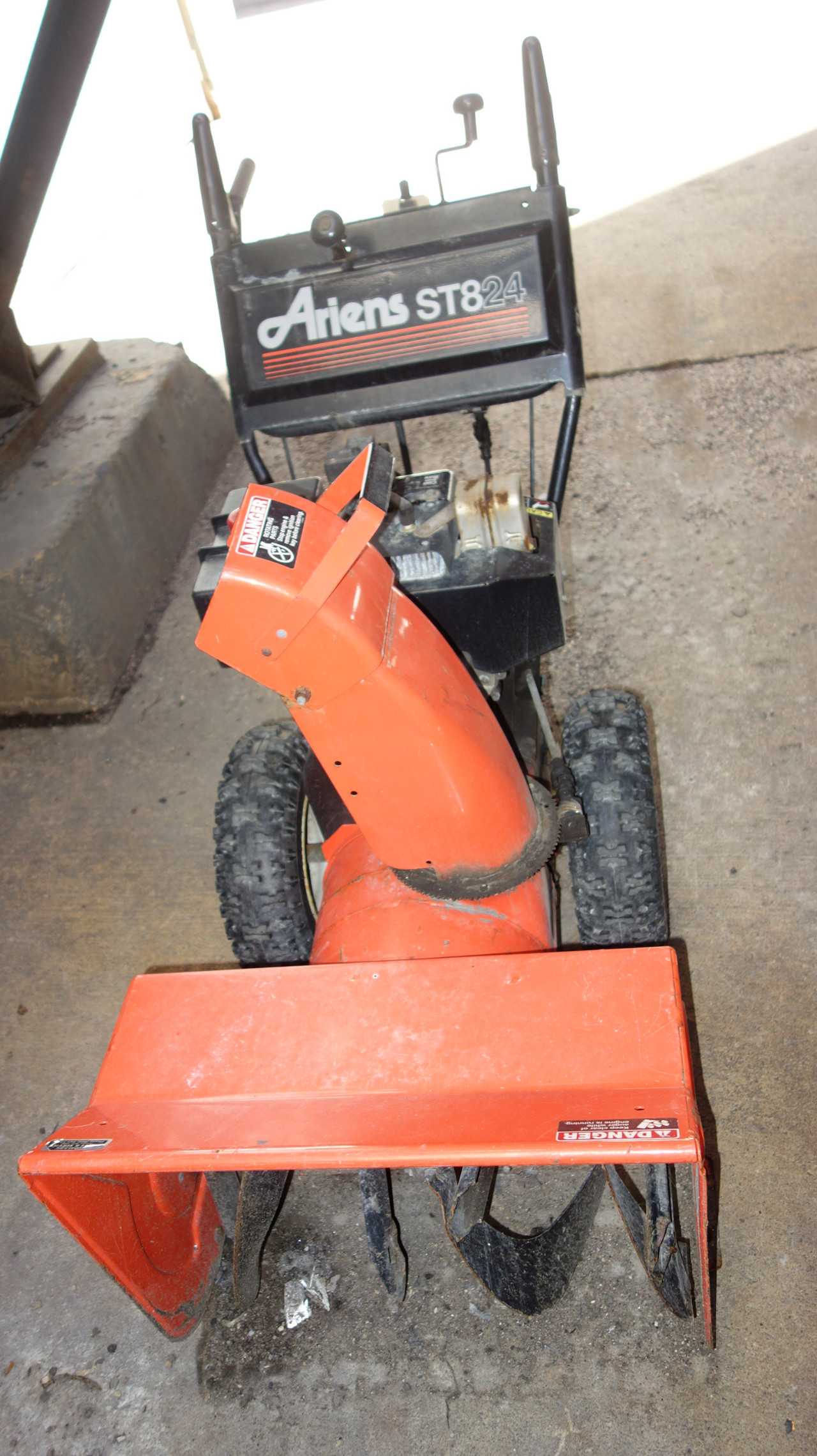 ARIENS ST824 SNOW BLOWER GAS 8HP - BLOWER FAN