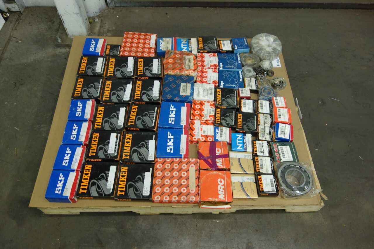 PALLET OF ASSORTED ROLLER BEARINGS - BEARINGS
