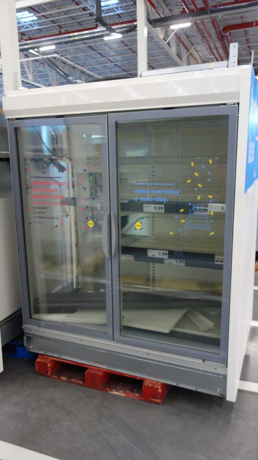 AHT VENTO GREEN MC FREEZE 156 2 DOOR MULTI-SHELF CHEST FREEZER 1.050W 208-240V-AC (MISSING SIDE PANEL)