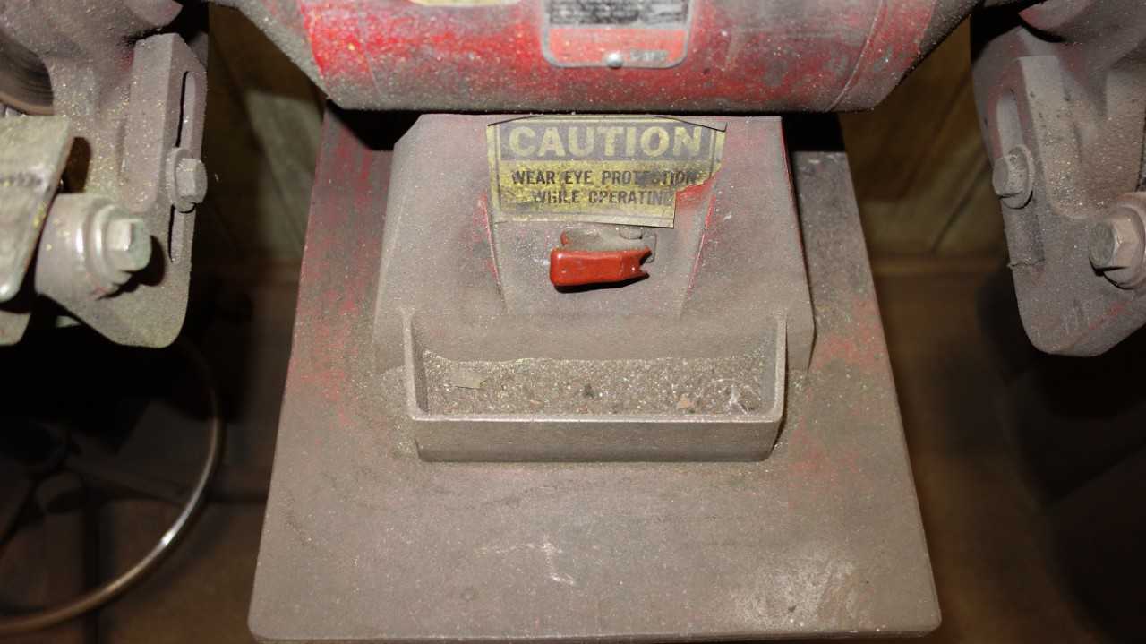 MILWAUKEE 5091 1HP BENCH GRINDER - ELECTRIC POWER TOOLS