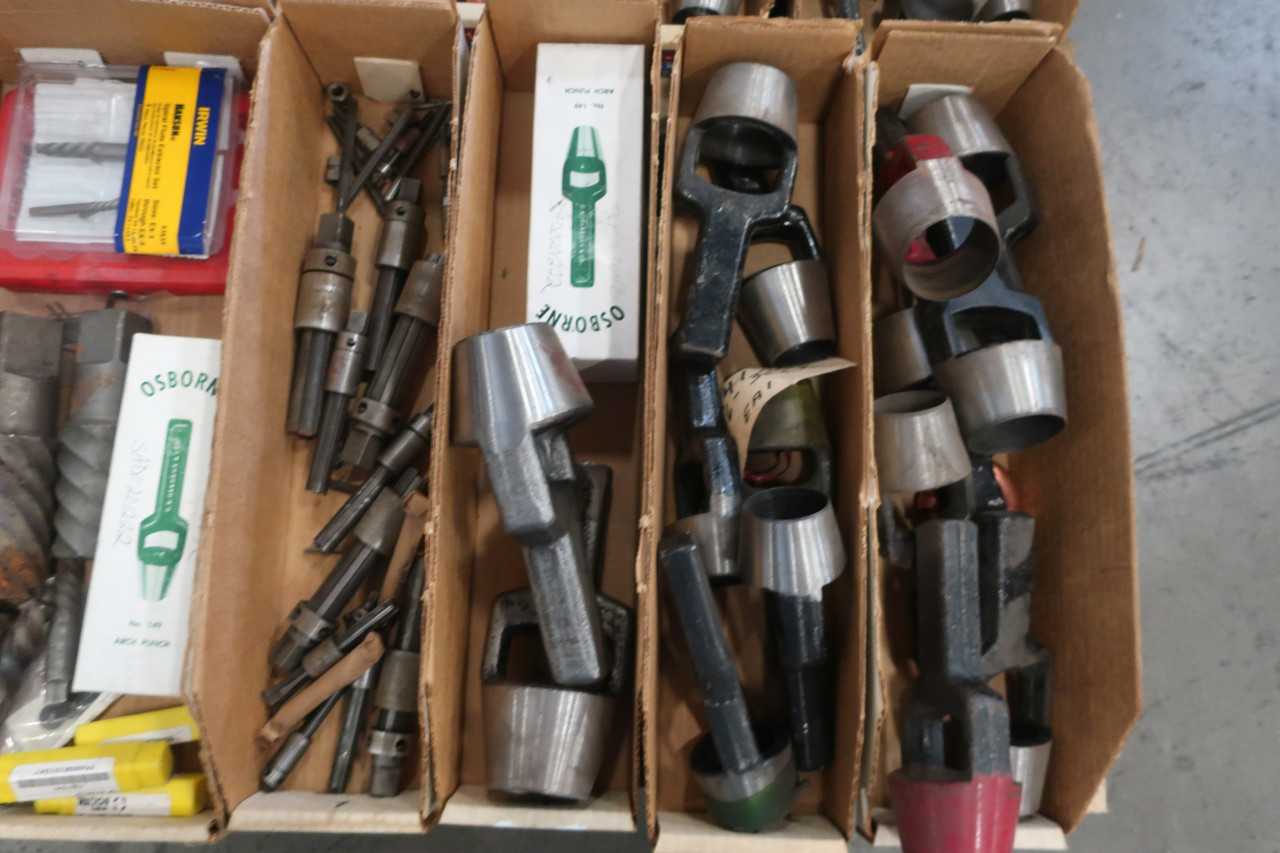 1 PALLET OF ASSORTED MILLING TOOLS - ELECTRIC POWER TOOLS