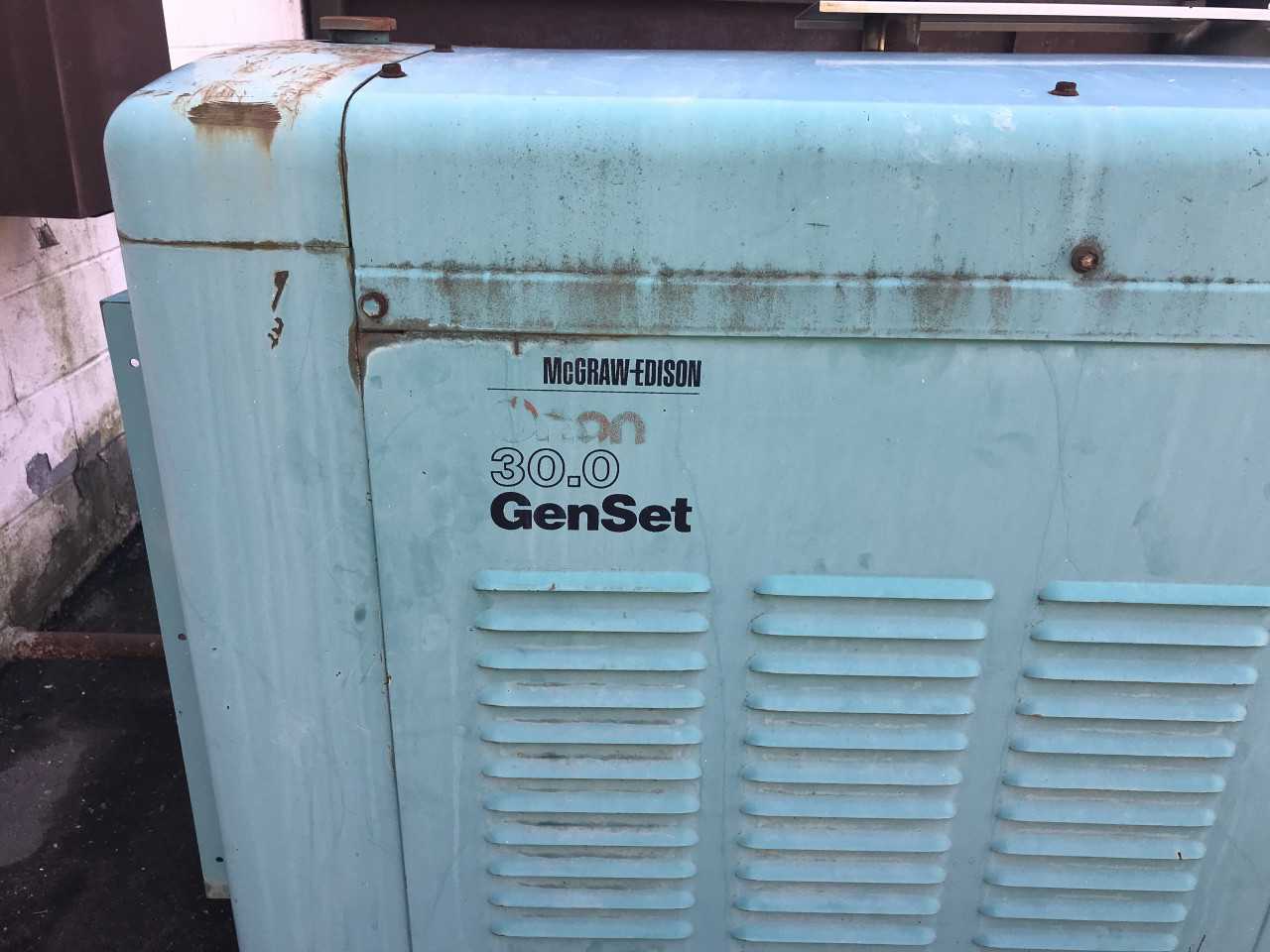 ONAN 30 0EK GENERATOR W/ ONAN TRANSFER SWITCH - STANDBY POWER GENERATOR
