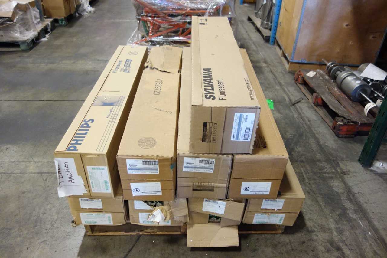1 PALLET OF FLUORESCENT BULBS - LIGHTING