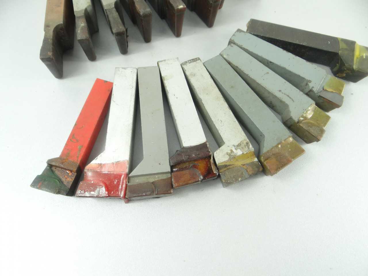 Lot of 17 NEW Assorted Carbide Tipped Tool Bits - MACHINING ACCESSORIES & TOOLING