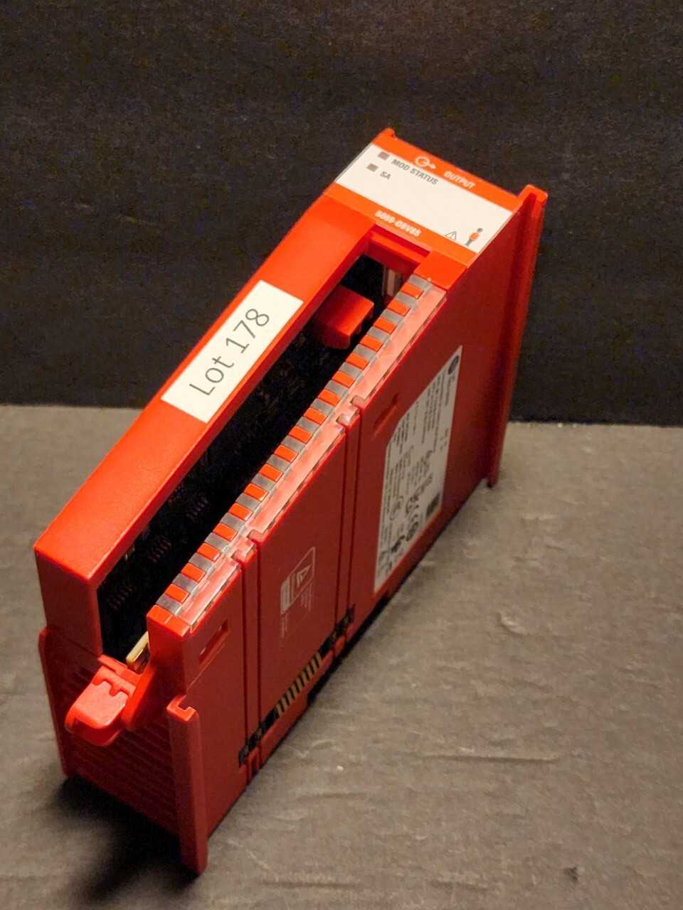 Allen Bradley CompactLogix 5069-OBV8S PLEASE READ - AUTOMATION & CONTROLS