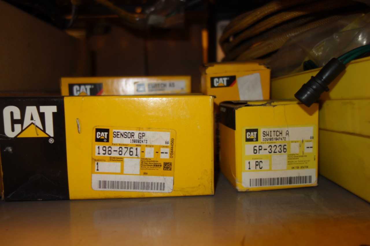 CONTENTS OF SHELVING, CAT HEAVY EQUIPMENT PARTS - SHELVING