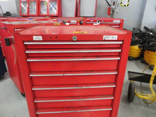 7 Drawer Tool Box Snap On - MISCELLANEOUS