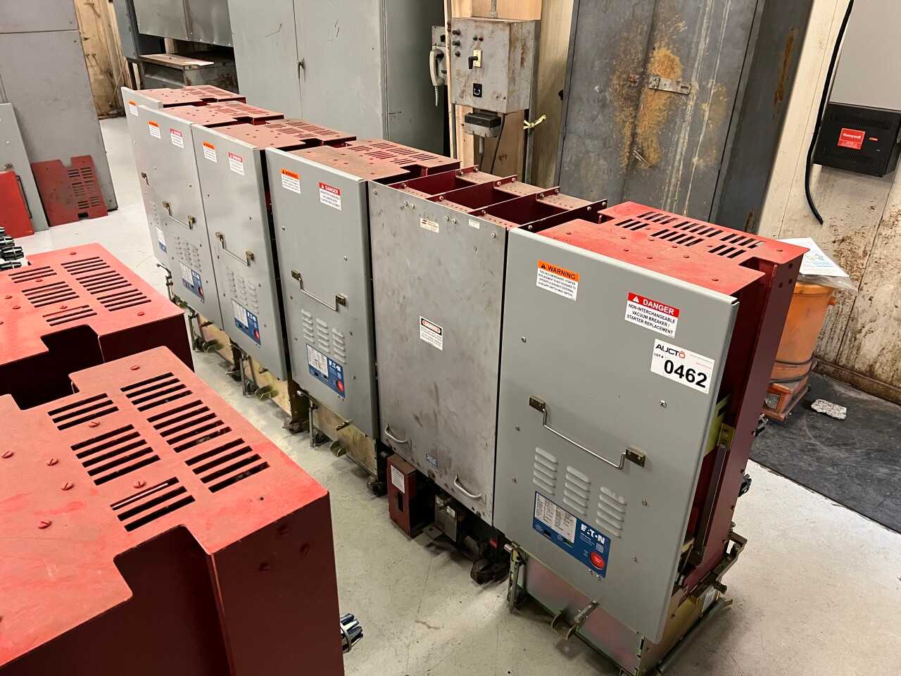 6x Eaton VSR & Westinghouse DHP vacuum breakers - CIRCUIT BREAKERS