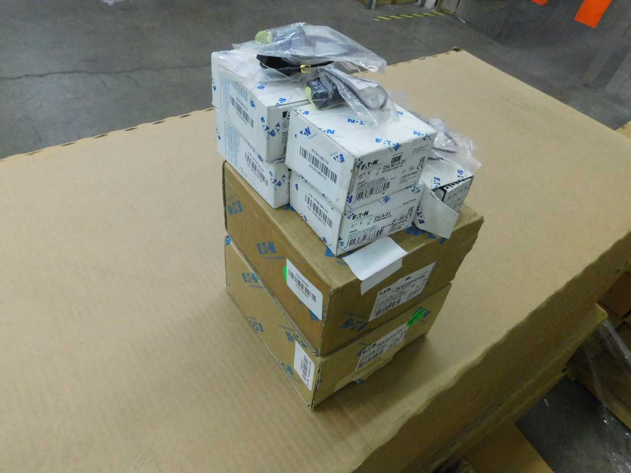 Lot of Contactors/Contactor Relays - CONTACTORS