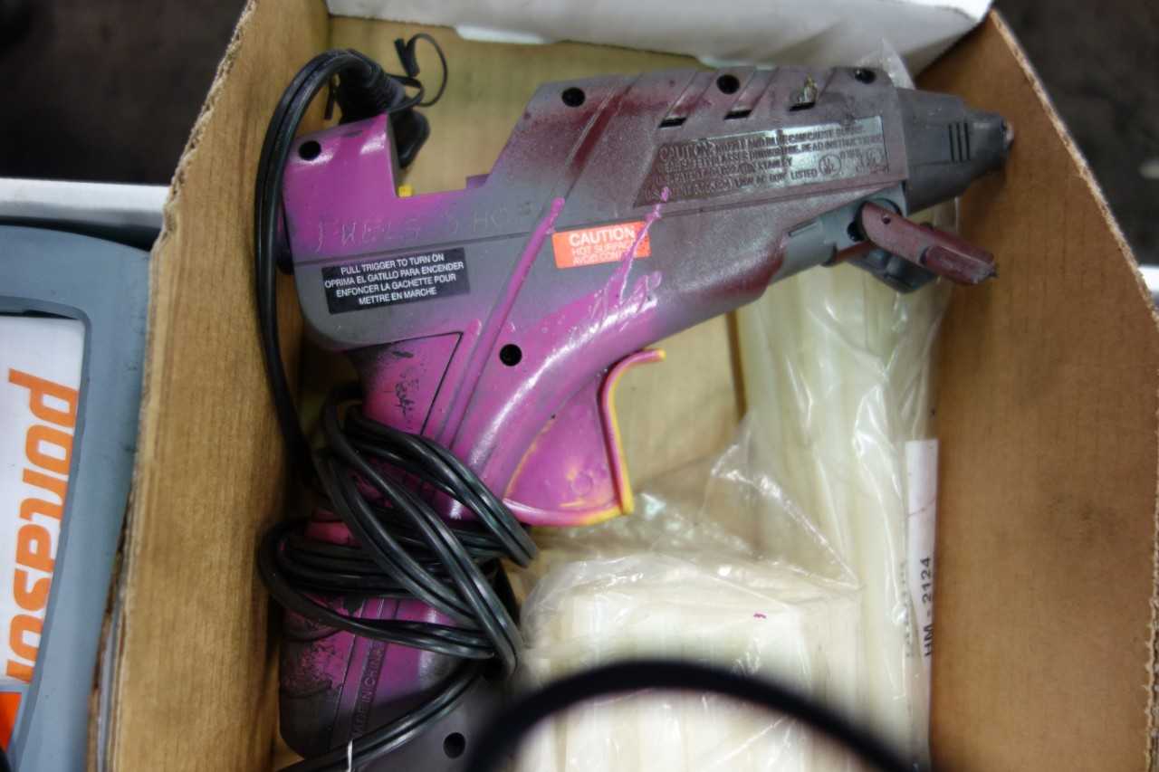 STANLEY GR100 GLUE PRO GLUE GUN - ELECTRIC POWER TOOLS