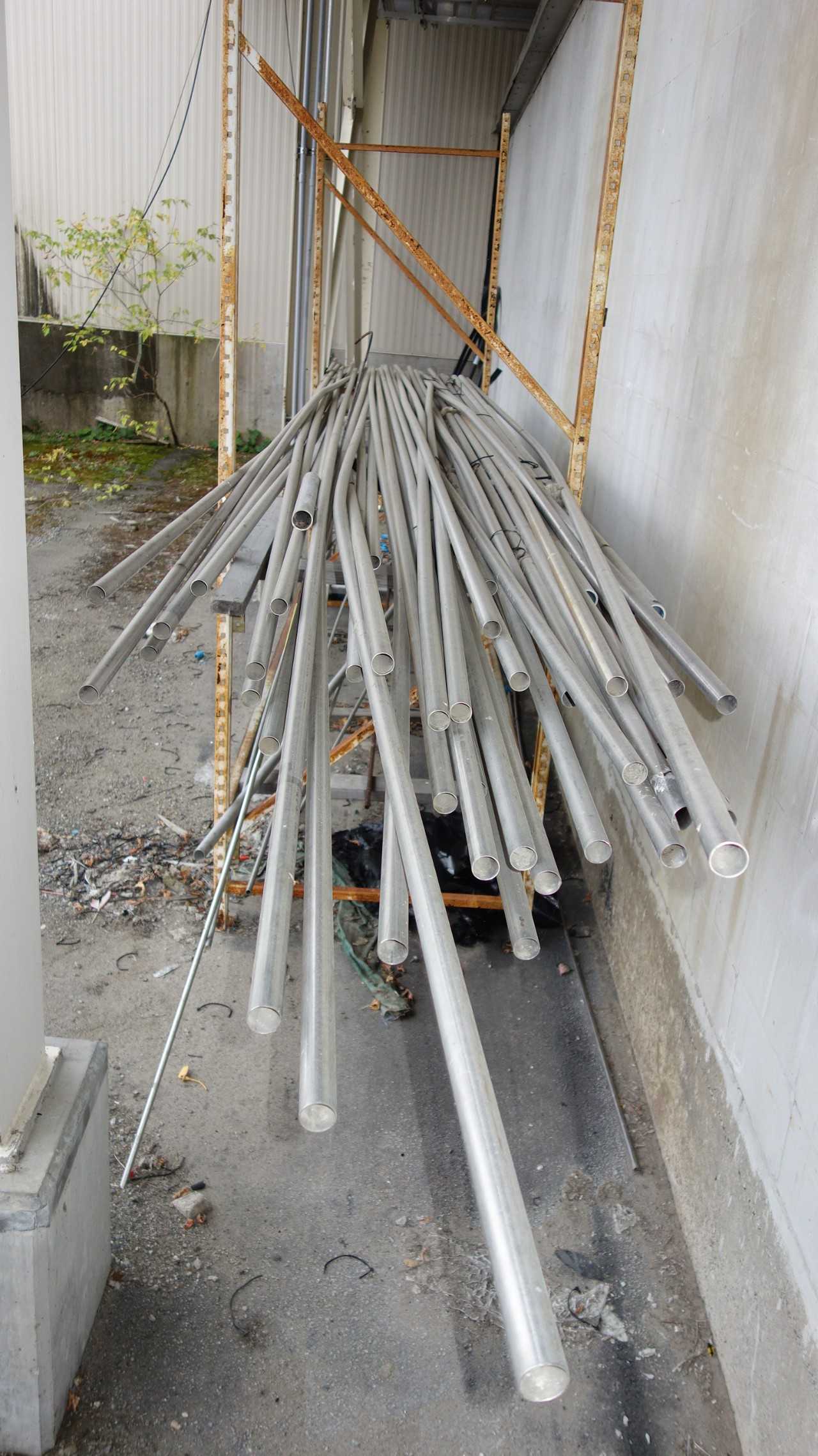 STAINLESS PIPE - Rack not included - PALLET RACKING