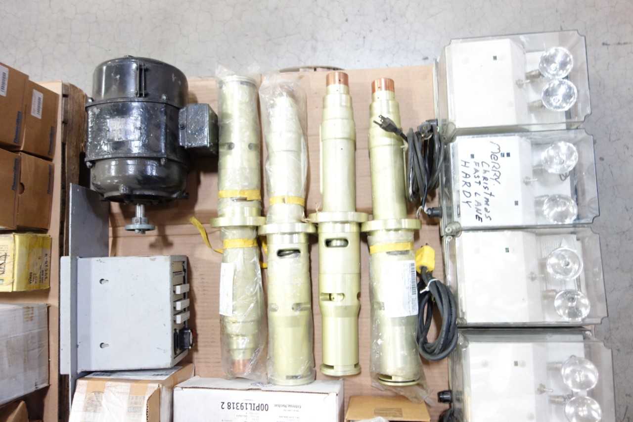 2 PALLETS OF ASSORTED ELECTRICAL - ELECTRICAL COMPONENTS